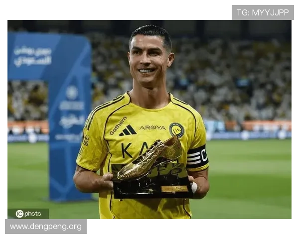 2023年世界杯金球奖奖金靴奖获得者盘点及其背后精彩的比赛瞬间